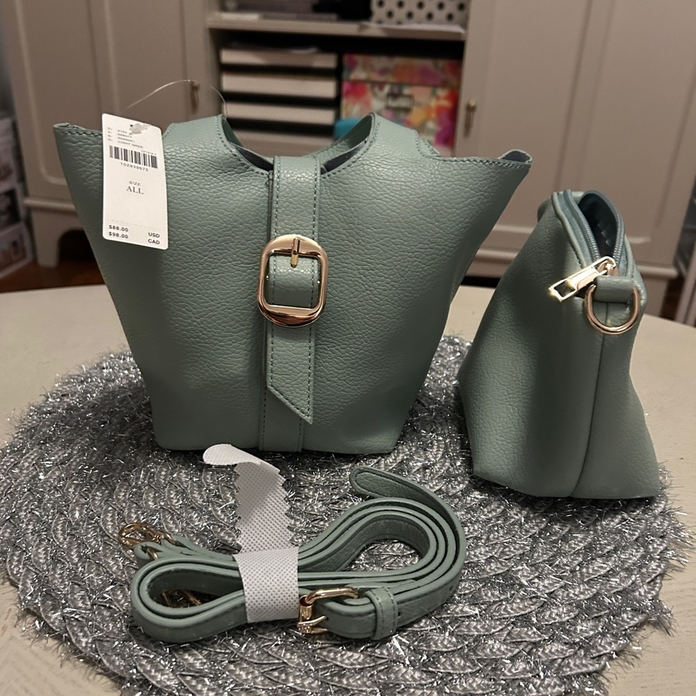 Elegant Green Handbag bucket tote